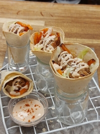 Tortilla Cones με Κεφτεδάκια Φασολιού &amp; Ψητές Γλυκοπατάτες