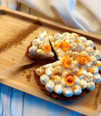 Carrot cake χωρίς ζάχαρη με κρέμα τυριού