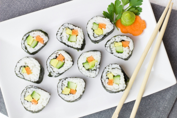 Sushi California rolls